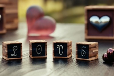 10 Sad Love Quotes For Your Crying Heart