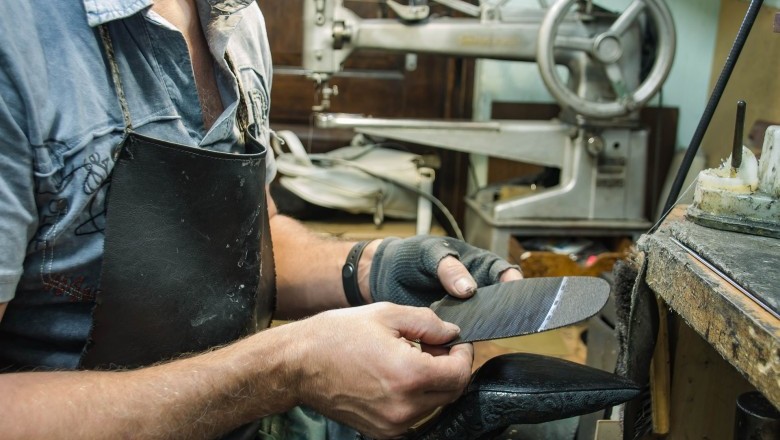 The Different Forms And Types Of This Shoe Repair Glue Available