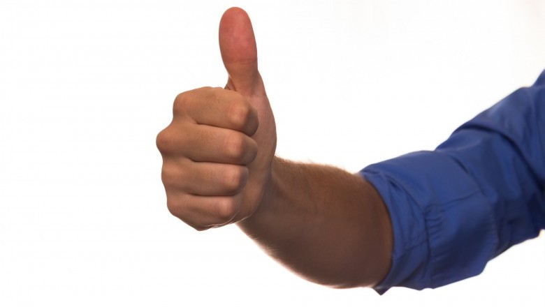 If a Man Likes You: 4 Definitive Signs