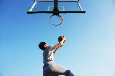 Learn How To Dunk or 10 Tips on Improving Your Vertical Jump