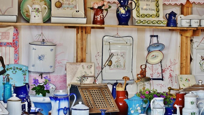 What Sells Well At Flea Markets?