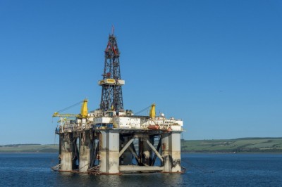 What Are The Entry Level Jobs On Oil Rigs?