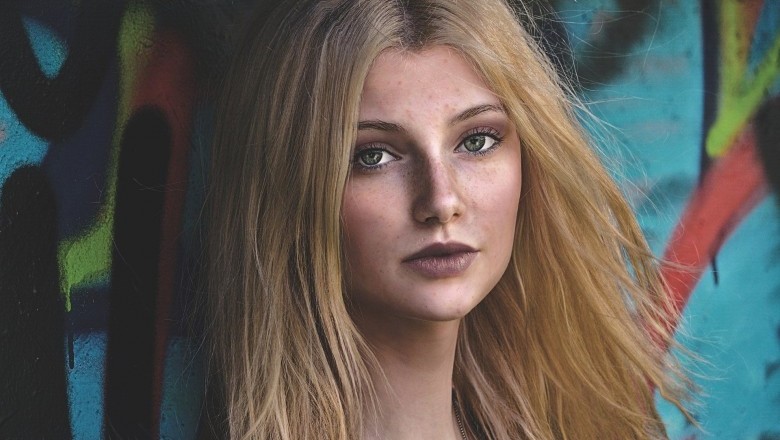 Ways To Tell A Guy Likes You: 5 Reliable Signs Of Male Attraction