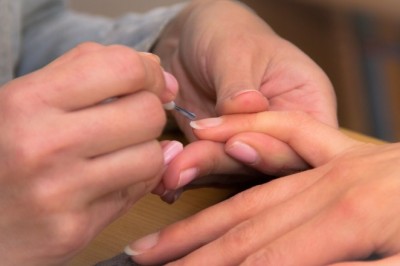 Tips on how to grow long, healthy nails