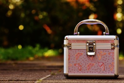 Ladies Work Bags Versus A Ladies Briefcase