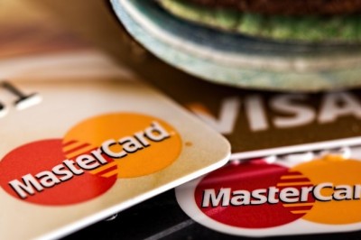 Credit card - Advantages and disadvantages